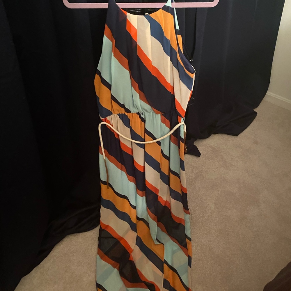 Maxi dress w/rope belt